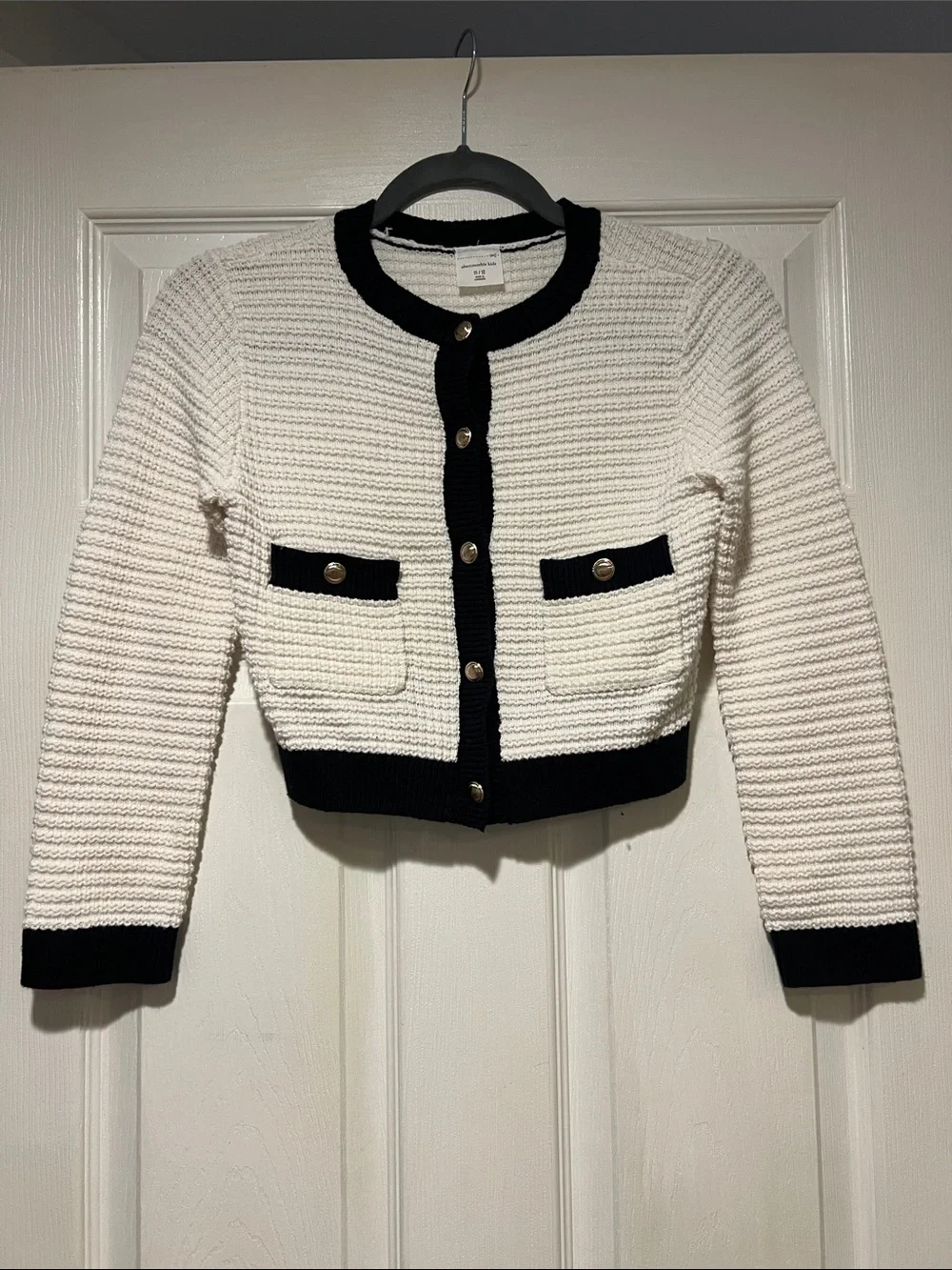 Abercrombie Kids Cropped Cream and Black Knit Cardigan Sweater 11/12